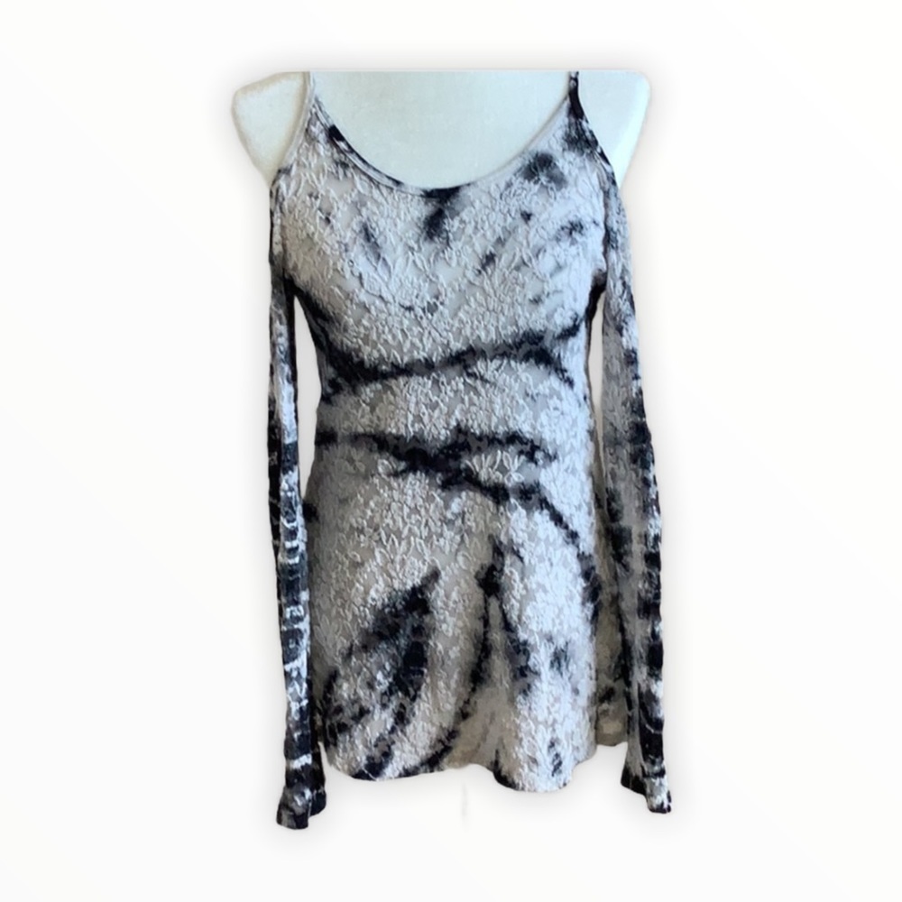 ⭐️T Party Women’s Long-sleeve  Top